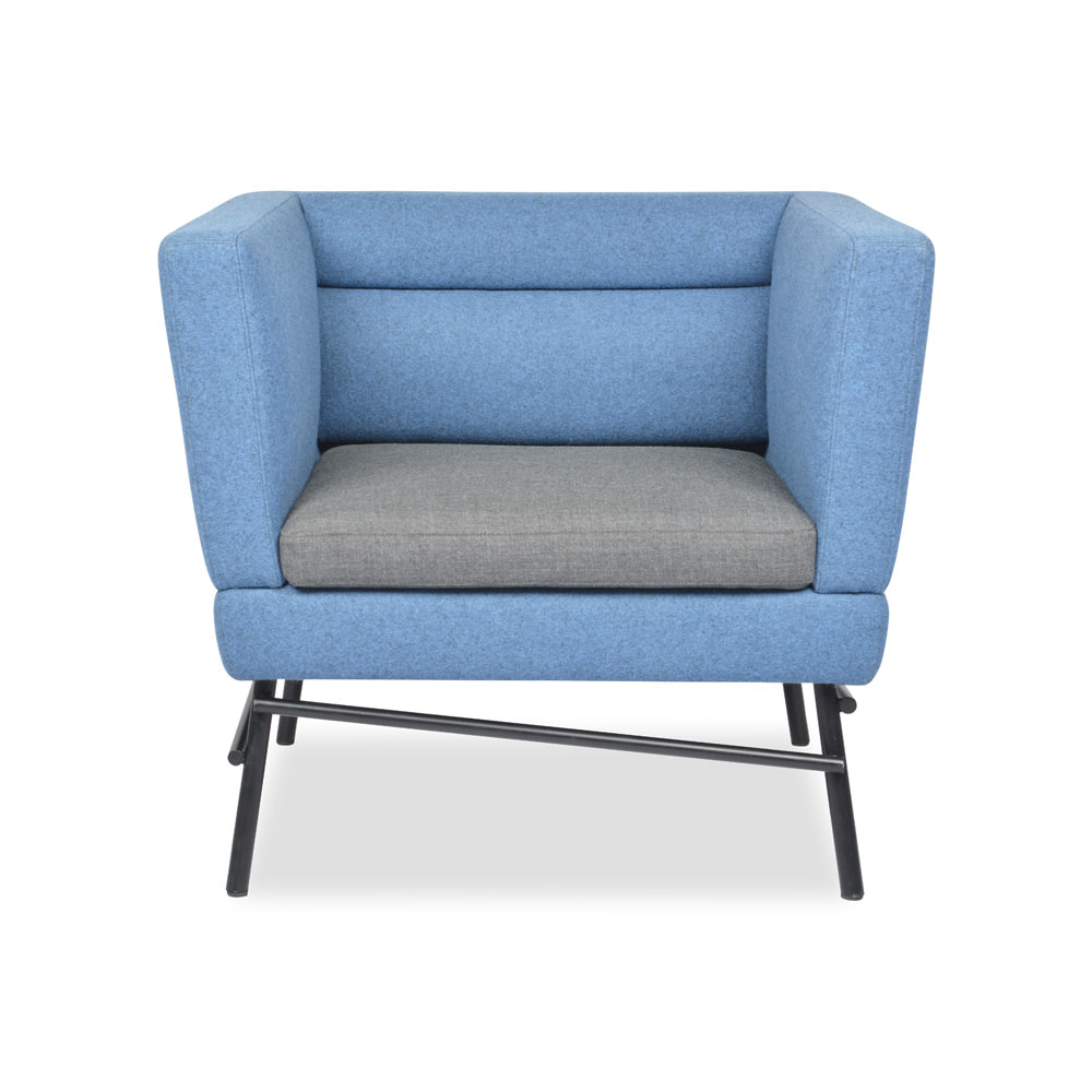 CLARIS chair by Mike Loh, Michael Strads